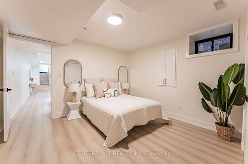 bsmt-20 Roblocke Ave, Toronto, ON, M6G3R7 | Card Image