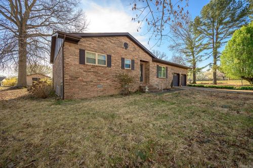 10 Welch Ln, Batesville, AR, 72501-9617 | Card Image