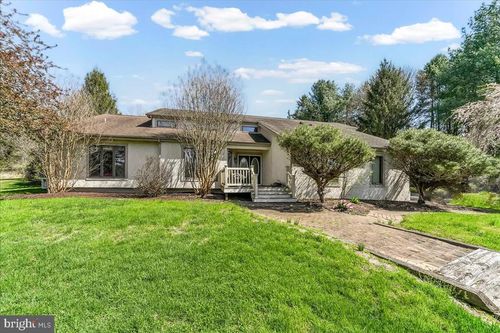 531 Chandler Mill Rd, KENNETT SQUARE, PA, 19348-2617 | Card Image