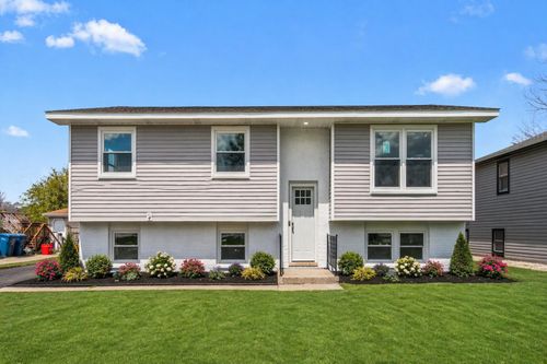 109 Potomac Dr, Dyer, IN, 46311-1321 | Card Image