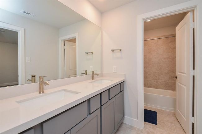 9522 Rialto Creek Dr, House other with 5 bedrooms, 5 bathrooms and 3 parking in Cypress TX | Image 23