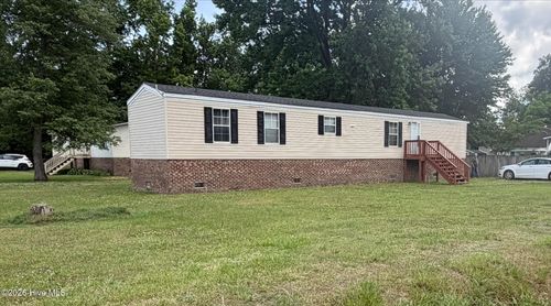 484 Harbinger St, Belhaven, NC, 27810-1116 | Card Image