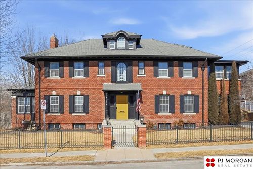 4016 Davenport St, Omaha, NE, 68131-2326 | Card Image
