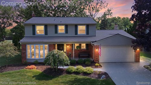 22161 Cumberland Dr, Northville, MI, 48167-2123 | Card Image