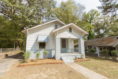 2109 S Valentine St, Little Rock, AR, 72204-5583 | Card Image