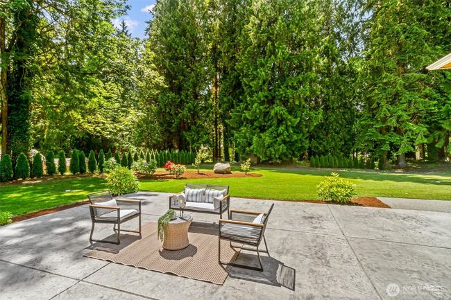 23036 35 Th Ave Se, House other with 5 bedrooms, 7 bathrooms and 3 parking in Bothell WA | Image 33