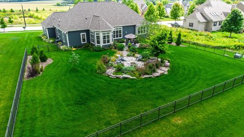 W125N11011 Strawgrass Lane, Germantown, WI, 53022 | Card Image