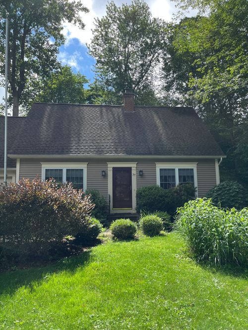37 Andrews St, Lebanon, CT, 06249-2202 | Card Image