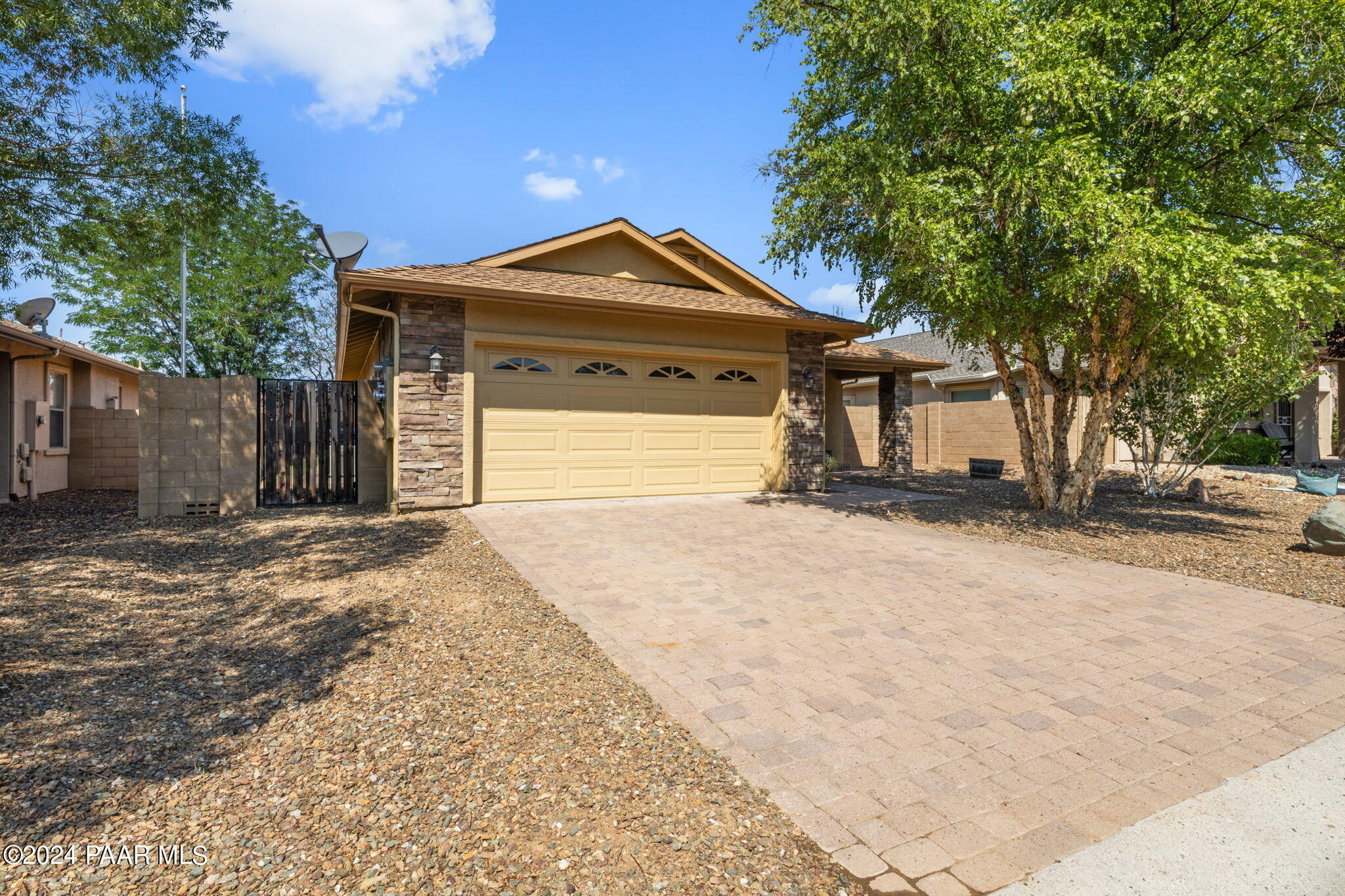 LA Paz St, Dewey, AZ 86327