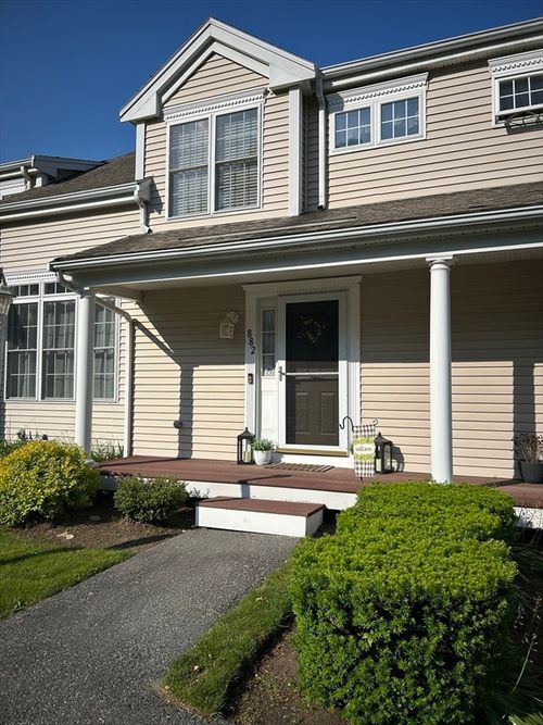 10-882 Brockton Ave, Abington, MA, 02351-2116 | Card Image