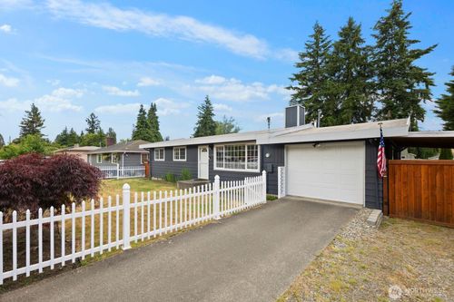 2119 Aberdeen Ave Ne, Renton, WA, 98056-2625 | Card Image