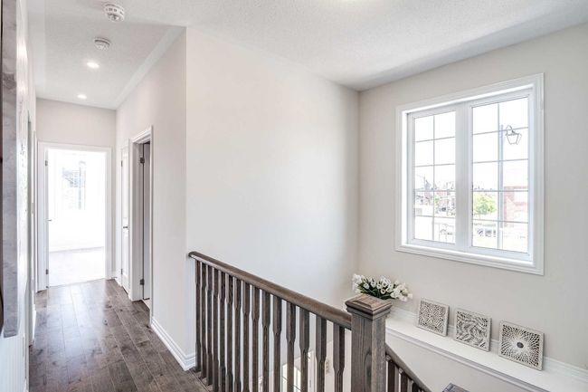 2 Cranbrook Cres, House other with 4 bedrooms, 3 bathrooms and 4 parking in Kleinburg ON | Image 28