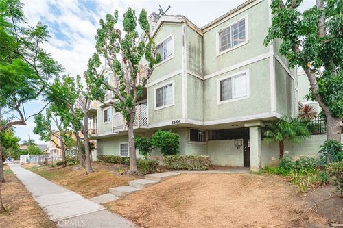 206a-1566 Pine Ave, Long Beach, CA, 90813-3122 | Card Image