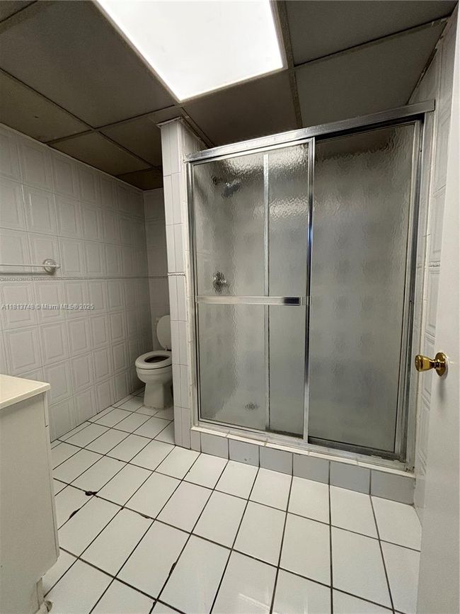 APT-2365 - 10000 Nw 80 Th Ct, Condo with 2 bedrooms, 2 bathrooms and null parking in Hialeah Gardens FL | Image 22