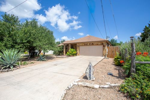 17304 Deer Creek Trl, Round Rock, TX, 78664 | Card Image