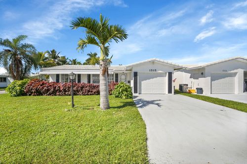 1515 Sw 21st St, Boynton Beach, FL, 33426-6427 | Card Image