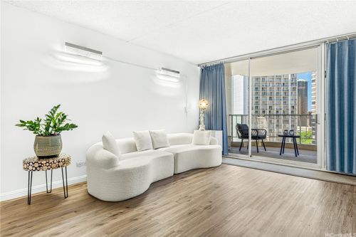 1512-469 Ena Rd, Honolulu, HI, 96815-1710 | Card Image