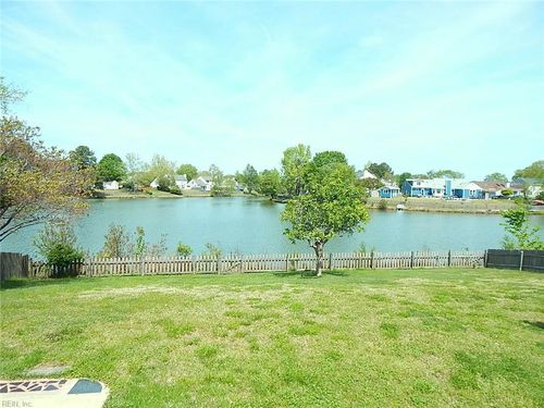 1232 Copper Stone Cir, Chesapeake, VA, 23320-8261 | Card Image