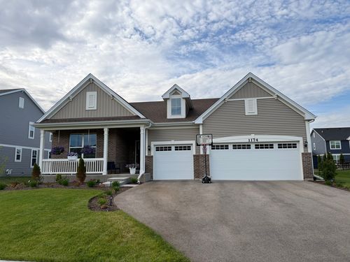 1174 Larswood Ln, Crystal Lake, IL, 60012-3808 | Card Image