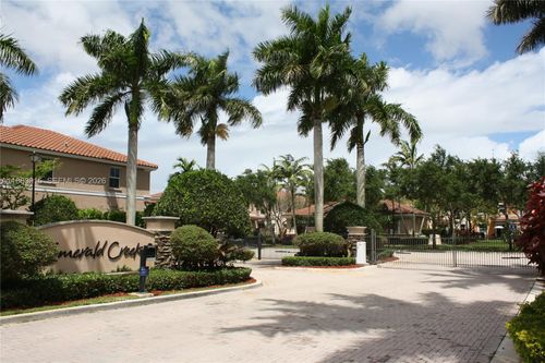 12434 Emerald Creek Mnr, Davie, FL, 33325-6397 | Card Image