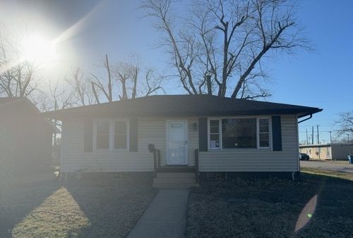 2111 Alexander St, Granite City, IL, 62040-5902 | Card Image