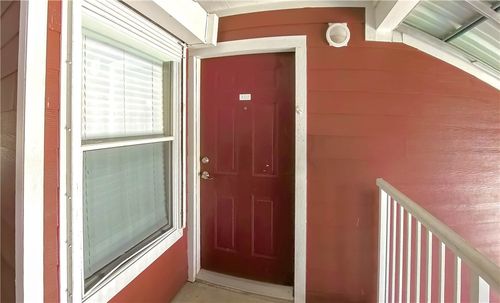 apt-302-523 Southwest Pkwy, College Station, TX, 77840-7136 | Card Image