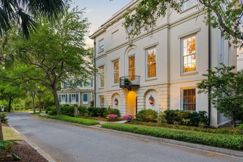 174 N Shelmore Blvd, Mount Pleasant, SC, 29464-6689 | Card Image