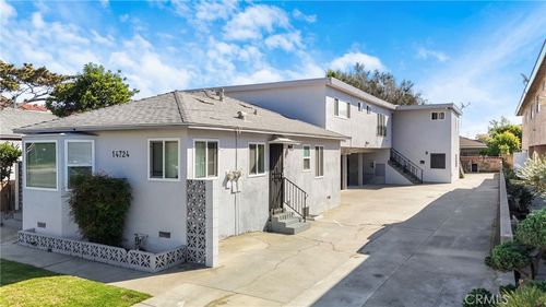 14724 S Budlong Ave, Gardena, CA, 90247-3277 | Card Image