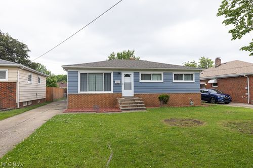 9326 Ackley Road, Parma Heights, OH, 44130 | Card Image