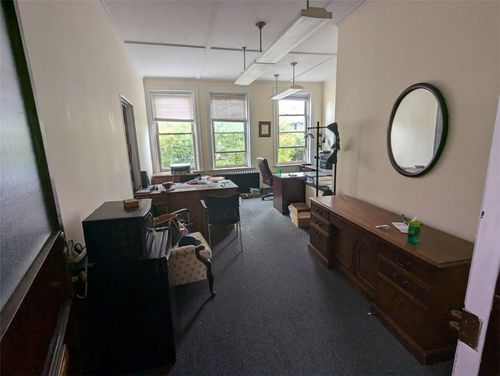 201-1 Park St, Attleboro, MA, 02703-2301 | Card Image