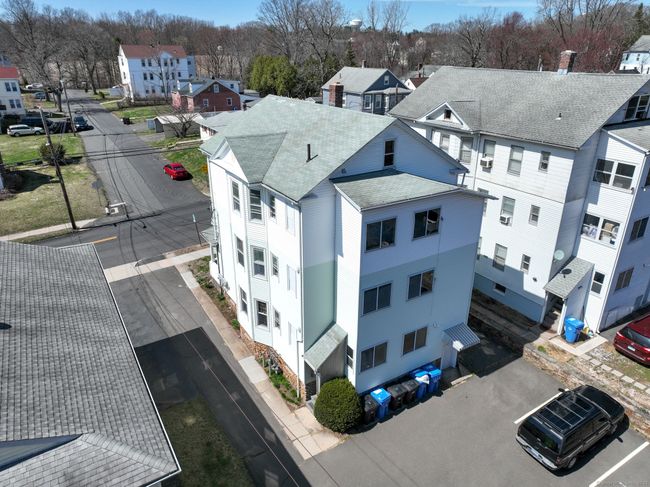 79 Albany Ave, Home with 6 bedrooms, 3 bathrooms and null parking in New Britain CT | Image 14