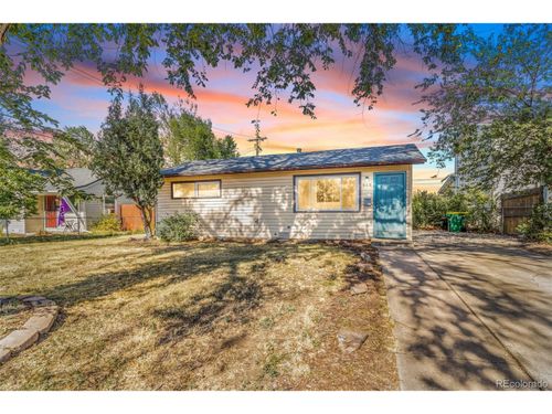 960 Paris St, Aurora, CO, 80010 | Card Image