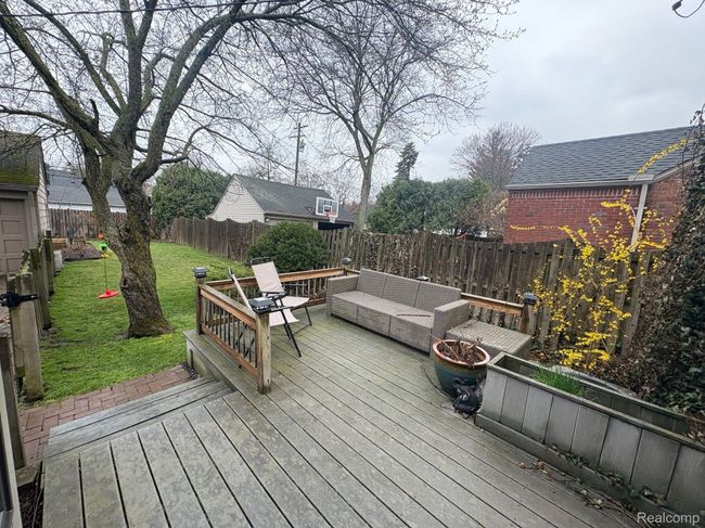Fantastic Outdoor Space | Image 20