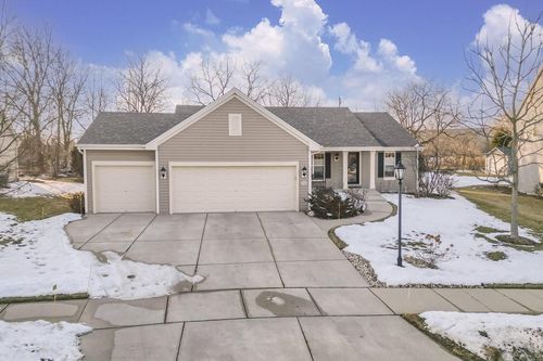 W207N17393 Parkview Drive, Jackson, WI, 53037 | Card Image