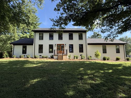 9209 Cherokee Ln, Brentwood, TN, 37027-7412 | Card Image