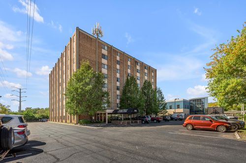 6d-342 Waller Ave, Lexington, KY, 40504-2911 | Card Image