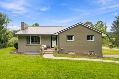 3158 Unionville Rd, Cranberry Twp, PA, 16066-3514 | Card Image