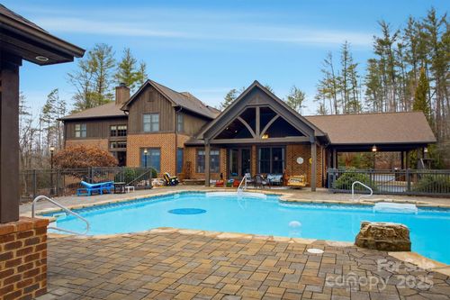 303 Constitution Dr, Morganton, NC, 28655-6052 | Card Image