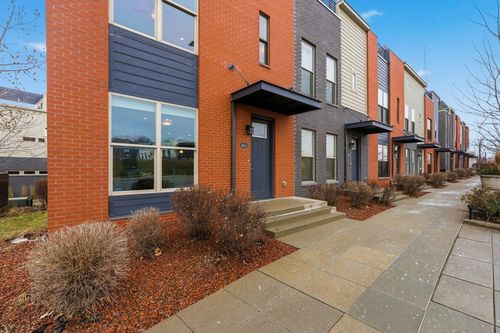 1604 Ingersoll Ave, Des Moines, IA, 50309-3125 | Card Image