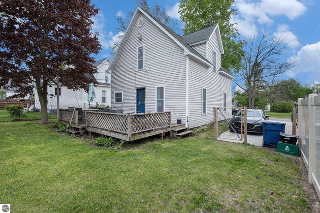 832 Wallace St, House other with 3 bedrooms, 1 bathrooms and null parking in Cadillac MI | Image 24