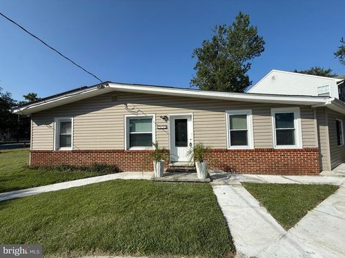 1199 Oak Ave, SHADY SIDE, MD, 20764-9527 | Card Image