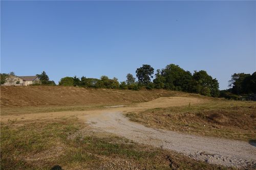 1647 N. Main St. Ext, Center Twp, PA, 16001 | Card Image