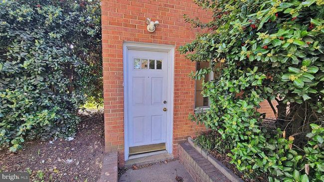 APT-1 - 2301 6 Th St S, Condo with 3 bedrooms, 2 bathrooms and null parking in ARLINGTON VA | Image 8