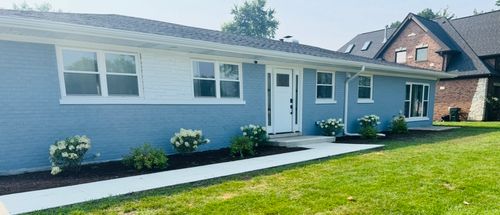 860 S 10th Ave, La Grange, IL, 60525-3062 | Card Image