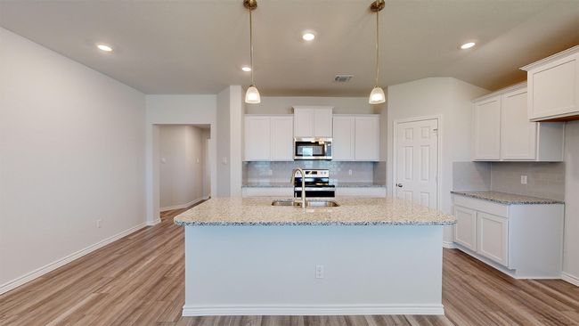 212 Creekfall Rd, House other with 4 bedrooms, 2 bathrooms and 2 parking in Burnet TX | Image 5