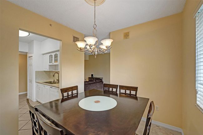 APT-203 - 7085 Nova Dr, Condo with 3 bedrooms, 2 bathrooms and null parking in Davie FL | Image 8