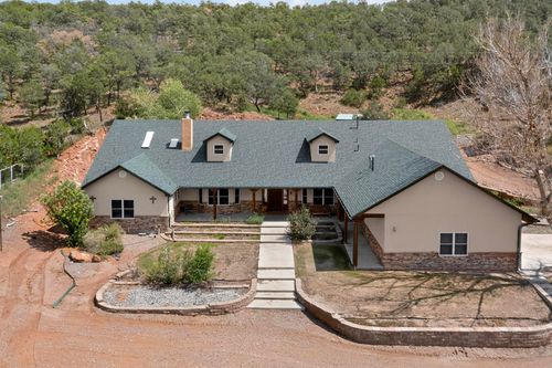 36 Meadow Ln, Tijeras, NM, 87059-7452 | Card Image