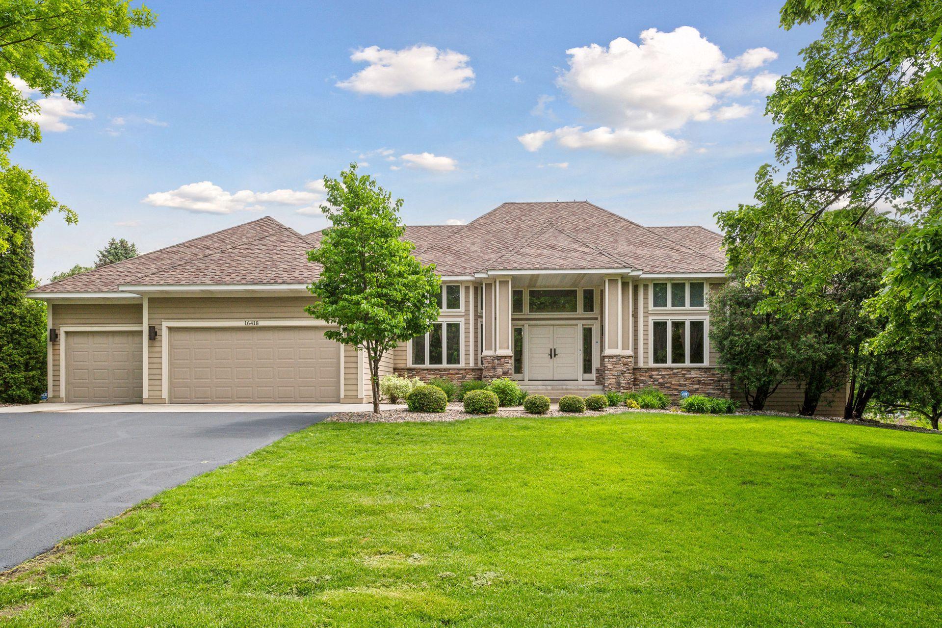 16418 Gladys Lane, For Sale in Zoocasa