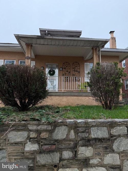 1332 Disston St, PHILADELPHIA, PA, 19111-4502 | Card Image