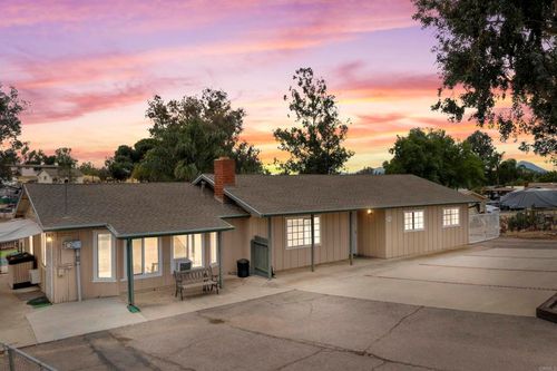 810 Steffy Rd, Ramona, CA, 92065-3534 | Card Image